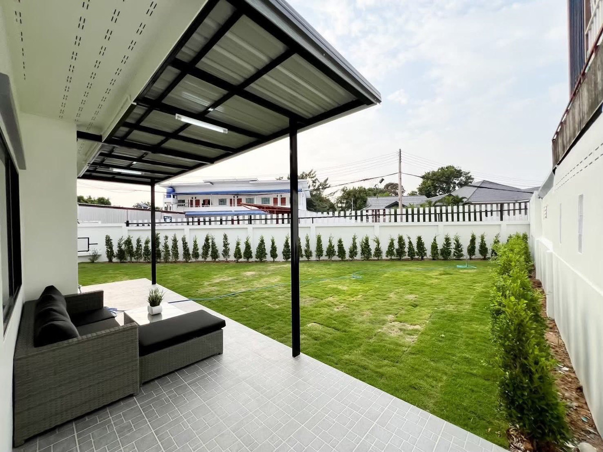 Rattanakorn Village 19 / 3 Bedrooms (FOR SALE), รัตนากร วิลเลจ 19 / 3 ห้องนอน (ขาย) BEWN085