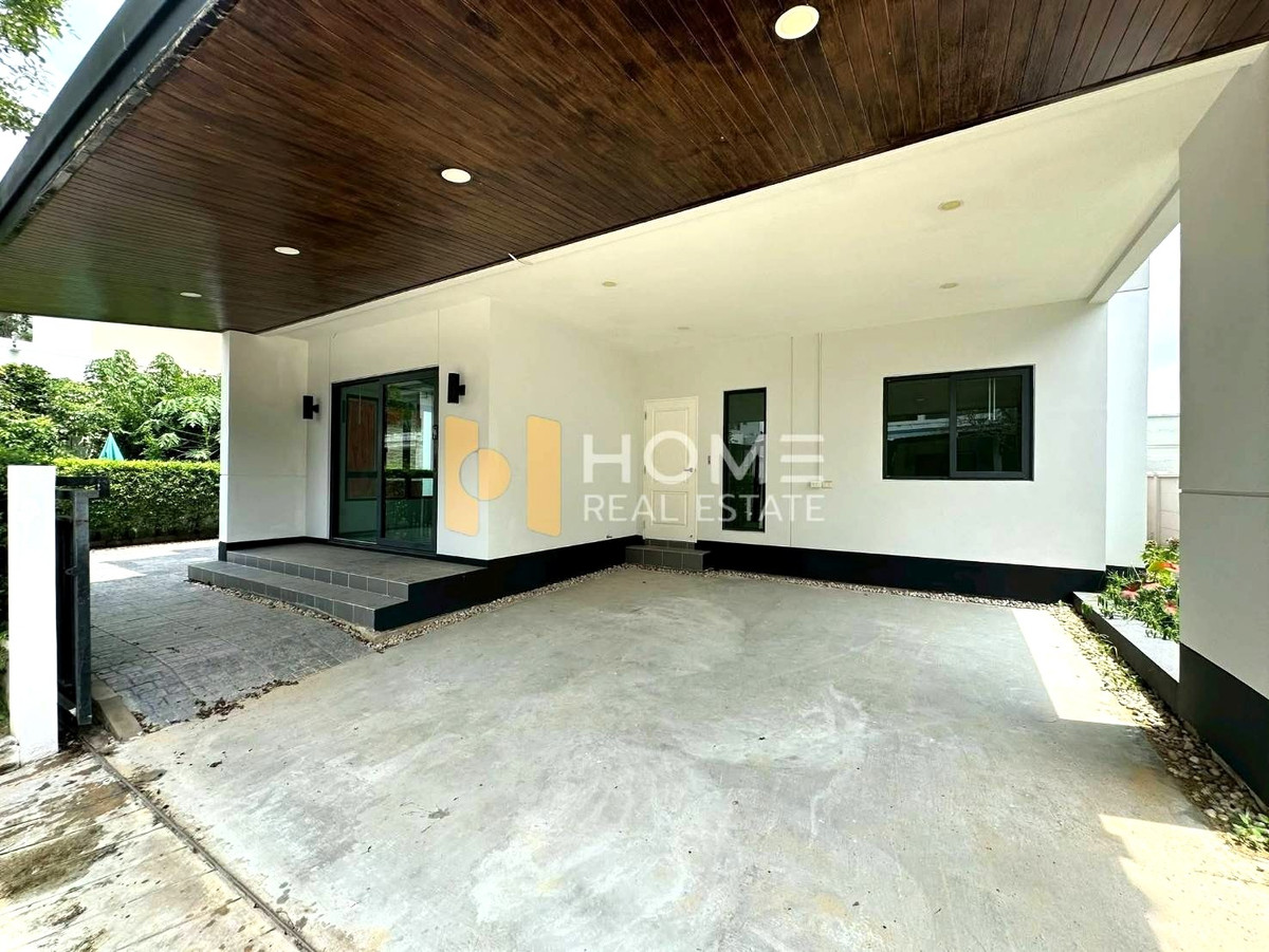 ขายขาดทุนกว่า 1 ล้าน 🔥 เซนโทร ชัยพฤกษ์ - แจ้งวัฒนะ 2 / 4 ห้องนอน (ขาย), Centro Chaiyaphruek - Chaengwattana 2 / 4 Bedrooms (FOR SALE) AOM063