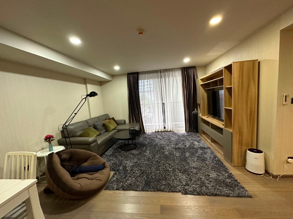 Klass Sarasin - Rajdamri / 2 Bedrooms (SALE WITH TENENT), คลาส สารสิน - ราชดำริ  / 2 ห้องนอน (ขายพร้อมผู้เช่า) BL062