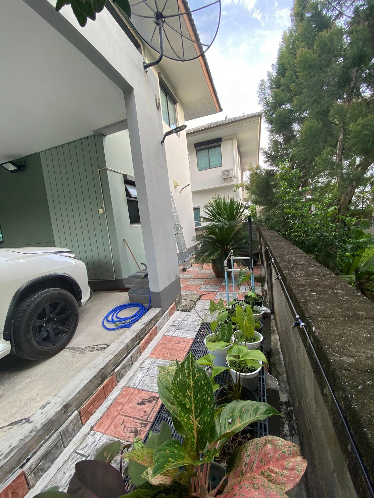 โกลเด้น วิลเลจ บางนา - กิ่งแก้ว / 3 ห้องนอน (เช่า), Golden Village Bangna - Kingkaew / 3 Bedrooms (FOR RENT) POON155