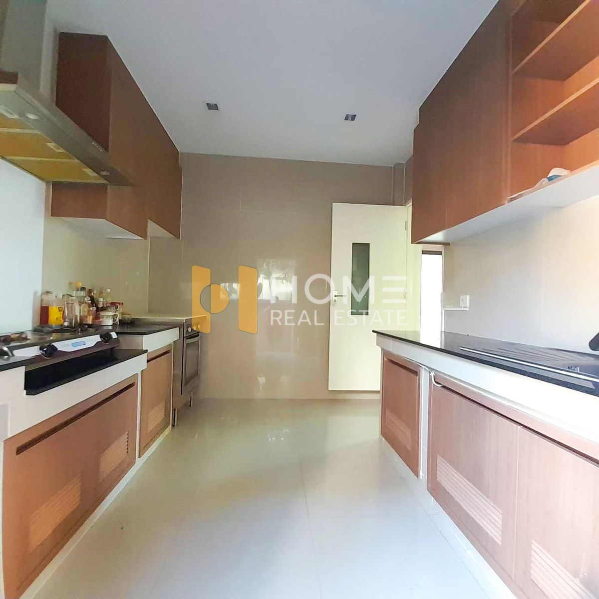 เศรษฐสิริ อ่อนนุช - ศรีนครินทร์ / 4 ห้องนอน (ขาย), Setthasiri Onnut - Srinakarin / 4 Bedrooms (FOR SALE) FONT029