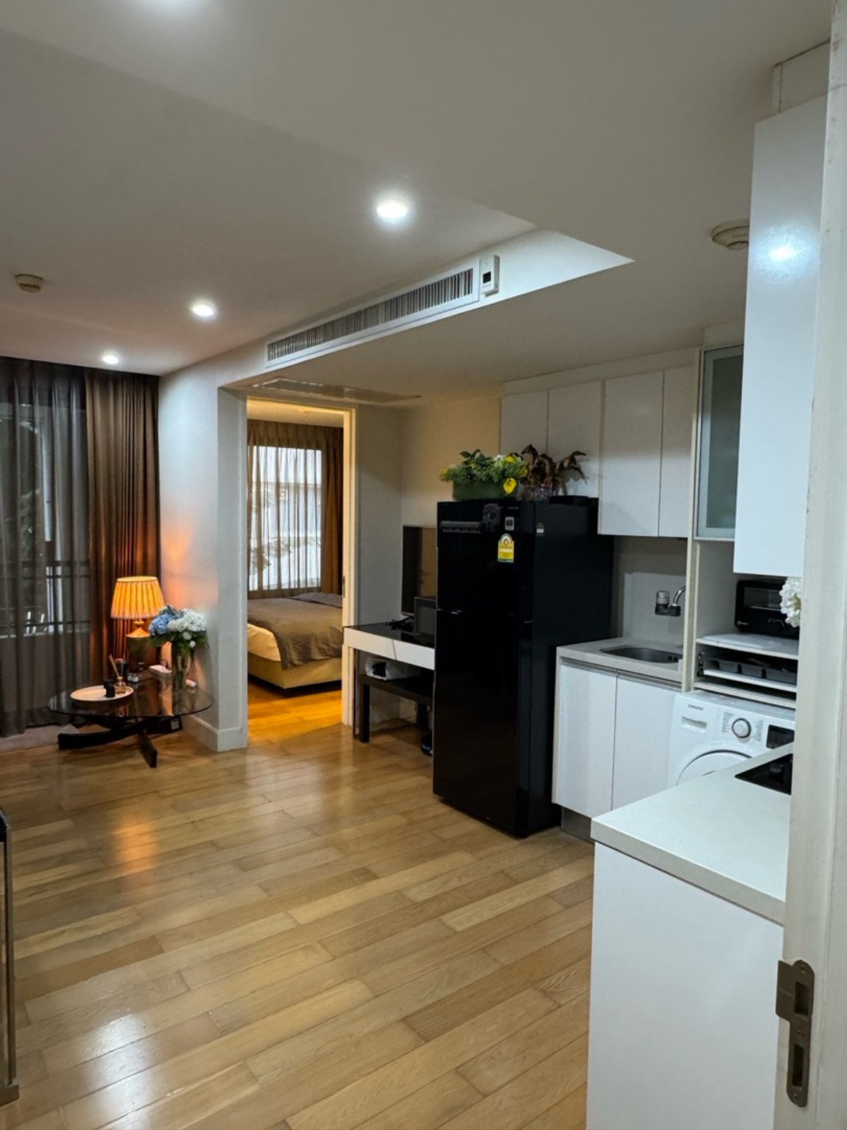Collezio Sathorn - Pipat / 1 Bedroom (SALE WITH TENENT), โคเรสซิโอ สาทร - พิพัฒน์ / 1 ห้องนอน (ขายพร้อมผู้เช่า) PT064