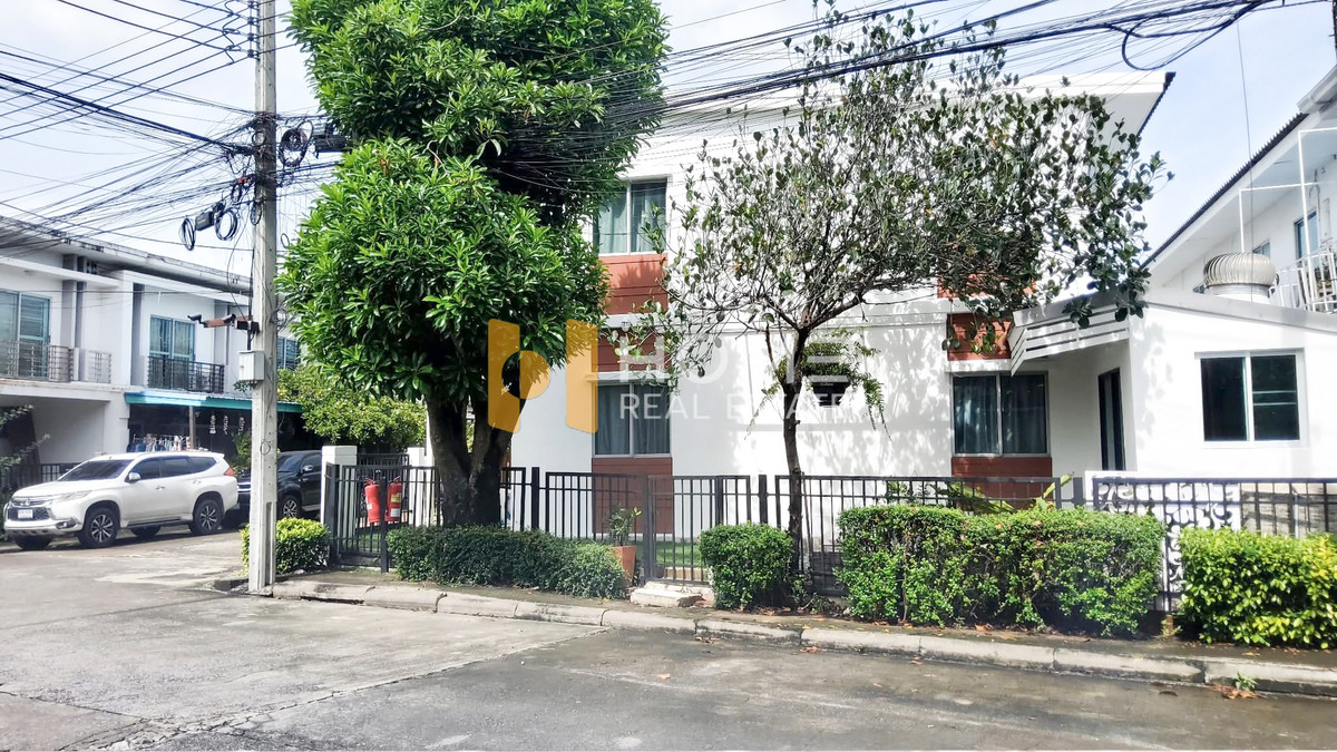 พฤกษาทาวน์ เน็กซ์ อ่อนนุช - พระราม 9 / 3 ห้องนอน (ขาย), PruksaTown Nexts Onnut - Rama 9 / 3 Bedrooms (FOR SALE) FONT030