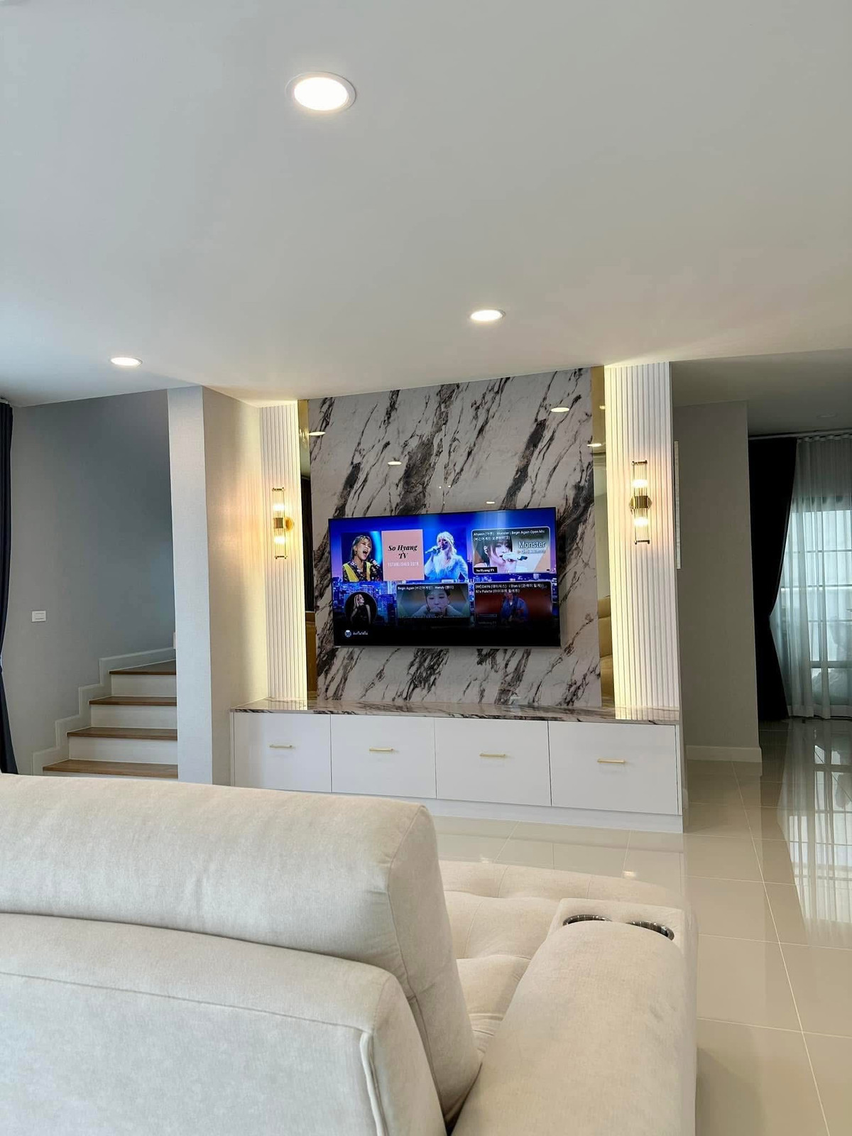 เซนโทร บางนา เฟส 2 / 4 ห้องนอน (เช่า), Centro Bangna Phase 2 / 4 Bedrooms (FOR RENT) YOK081