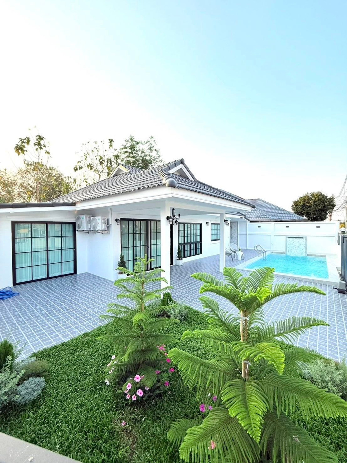 หมู่บ้าน รวิพรวิลเลจ 1-2 / 3 ห้องนอน (ขาย), Rawiporn Village 1-2  / 3 Bedrooms (FOR SALE) BEWN097