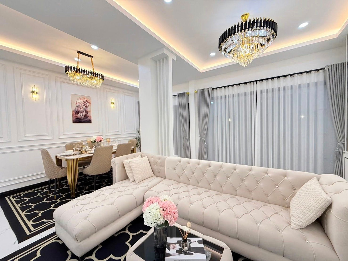 หมู่บ้าน รวิพรวิลเลจ 1-2 / 3 ห้องนอน (ขาย), Rawiporn Village 1-2  / 3 Bedrooms (FOR SALE) BEWN097