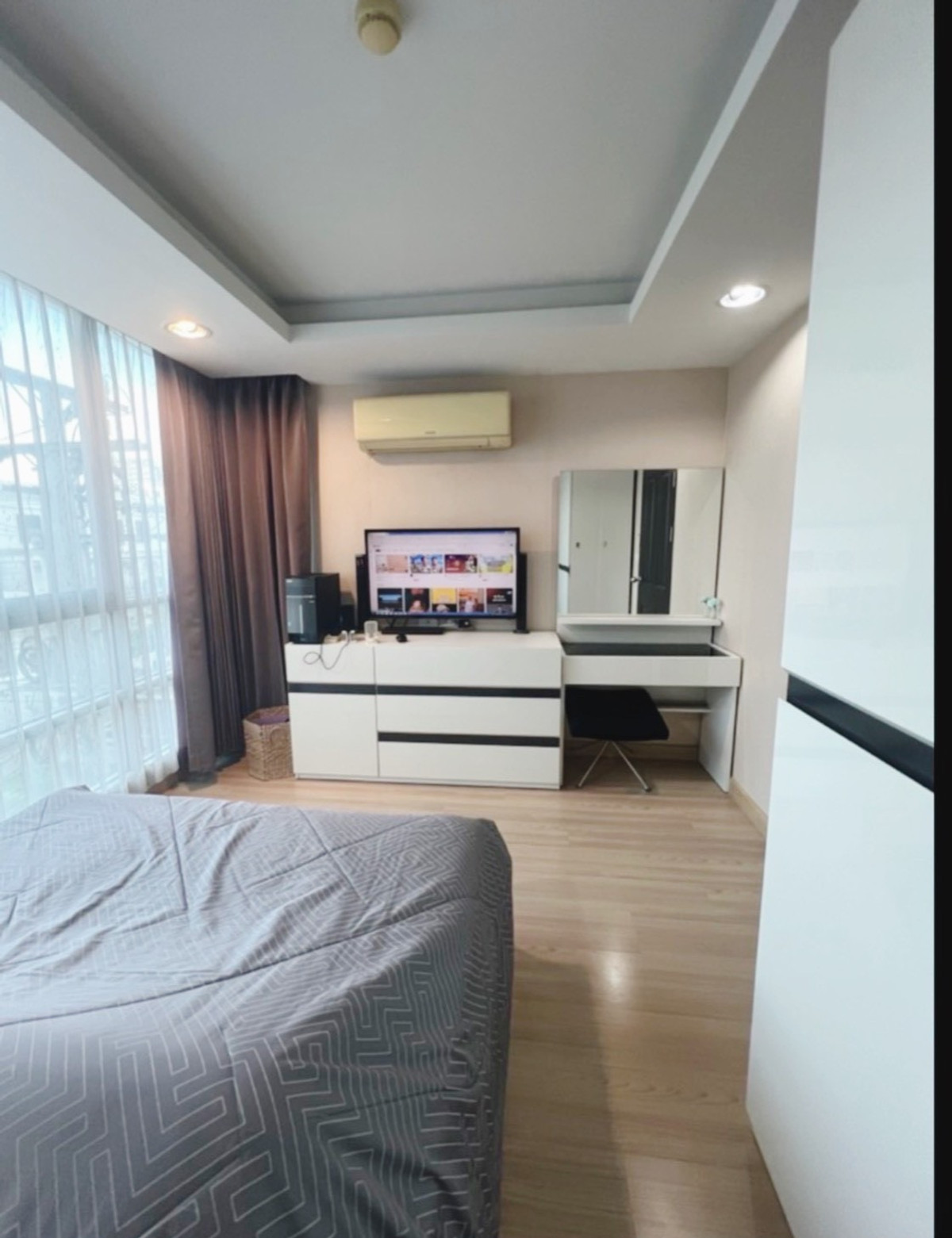 The Kris 5 (Ratchada 17) / 1 Bedroom (FOR SALE), เดอะ คริส 5 (รัชดา 17) / 1 ห้องนอน (ขาย) TARN283