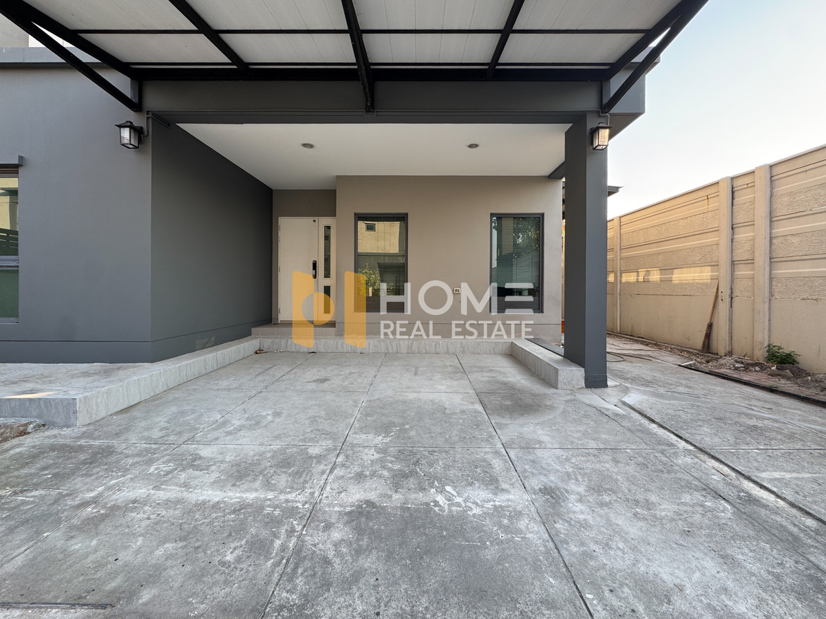 ราคาพิเศษถึงสิ้นปีนี้ บ้านแฝด 3 ชั้น งบ 7 ล้านบาท 🔥 บ้านกลางเมือง เดอะ อิดิชั่น พระราม 9 - พัฒนาการ / 4 ห้องนอน (ขายและเช่า), Baan Klang Muang The Edition Rama 9 - Pattanakarn / 4 Bedrooms (SALE & AVAILABLE) FON102