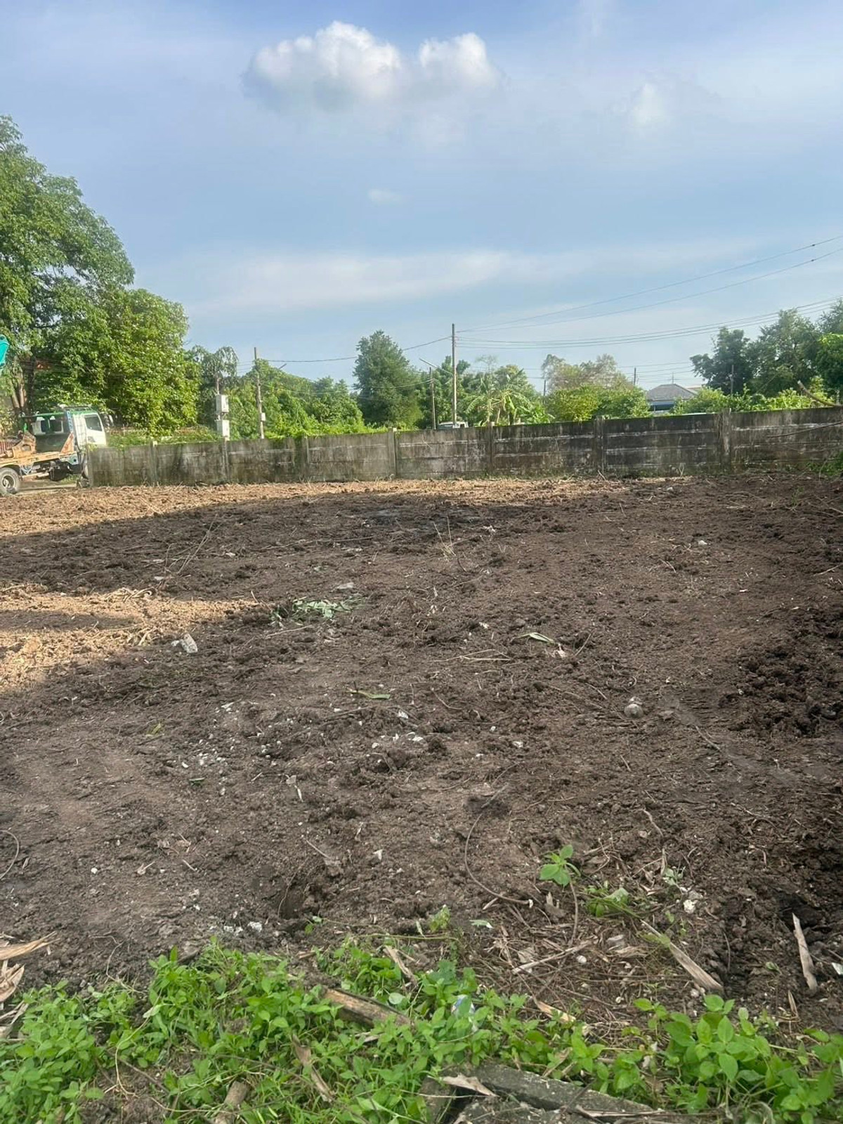 ที่ดิน ถนนเจ้าคุณทหาร ลาดกระบัง / (ขาย), Land Chao Khun Thahan Road Lat Krabang / (FOR SALE) FAHS009