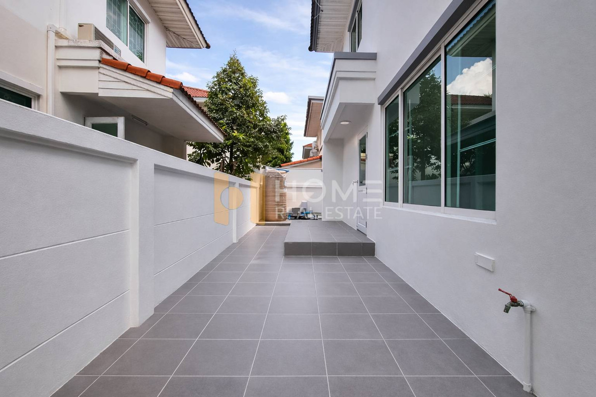 รีโนเวทใหม่ หลังมุม บ้านเลขที่สวย ✨ เพอร์เฟค เพลส รัตนาธิเบศร์ / 3 ห้องนอน (ขาย), Perfect Place Rattanathibet / 3 Bedrooms (FOR SALE) AOM074