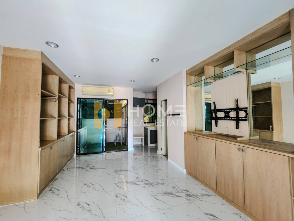 บ้านกลางเมือง พระราม 9 - รามคำแหง / 3 ห้องนอน (ขาย), Baan Klang Muang Rama 9 - Ramkhamhaeng / 3 Bedrooms (FOR SALE) JANE006