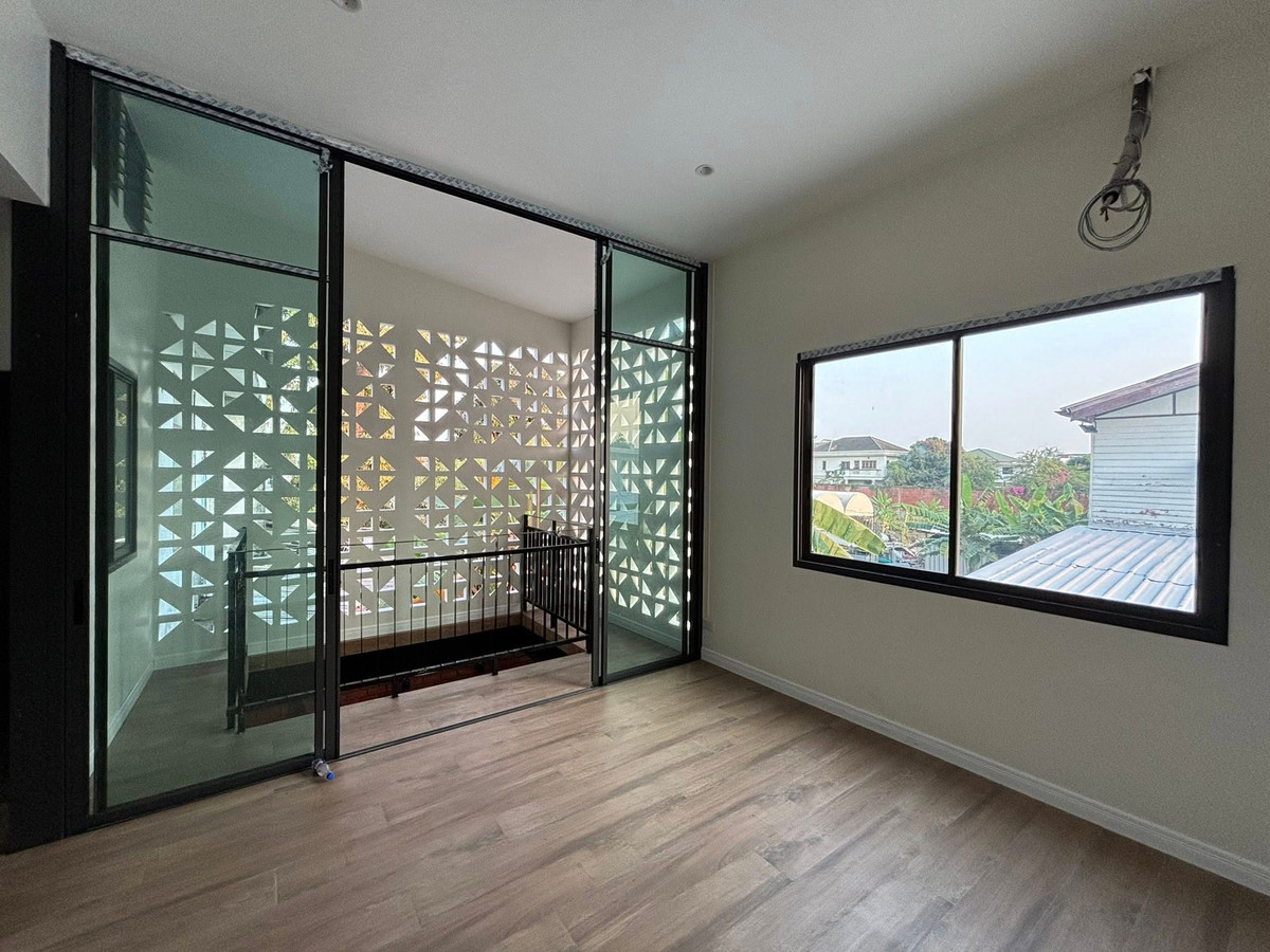 หมู่บ้านอยู่เจริญ ลาดพร้าว 101 / 3 ห้องนอน (เช่า), Baan U Charoen Latphrao 101 / 3 Bedrooms (FOR RENT) BZD148