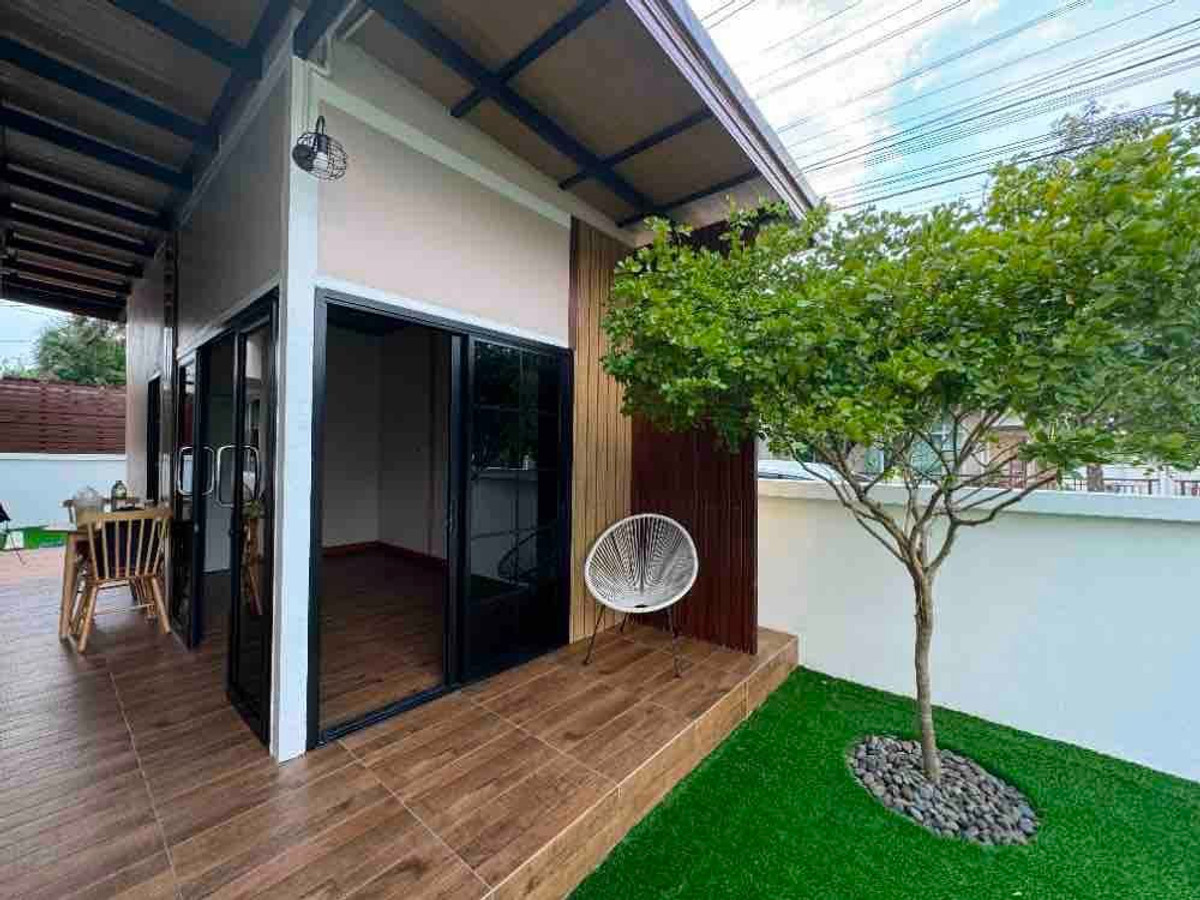 หมู่บ้าน สัมมากร ราชพฤกษ์ / 4 ห้องนอน (ขาย), Sammakorn Ratchaphruek / 4 Bedrooms (FOR SALE) AOM078