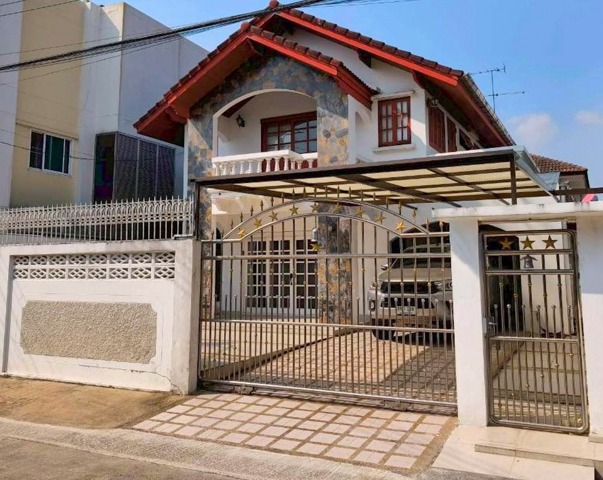บ้านเดี่ยว หมู่บ้านเพชรเกษม 3 / 4 ห้องนอน (ขาย), Single house Phetkasem Village 3 / 4 Bedrooms (FOR SALE) BALL274