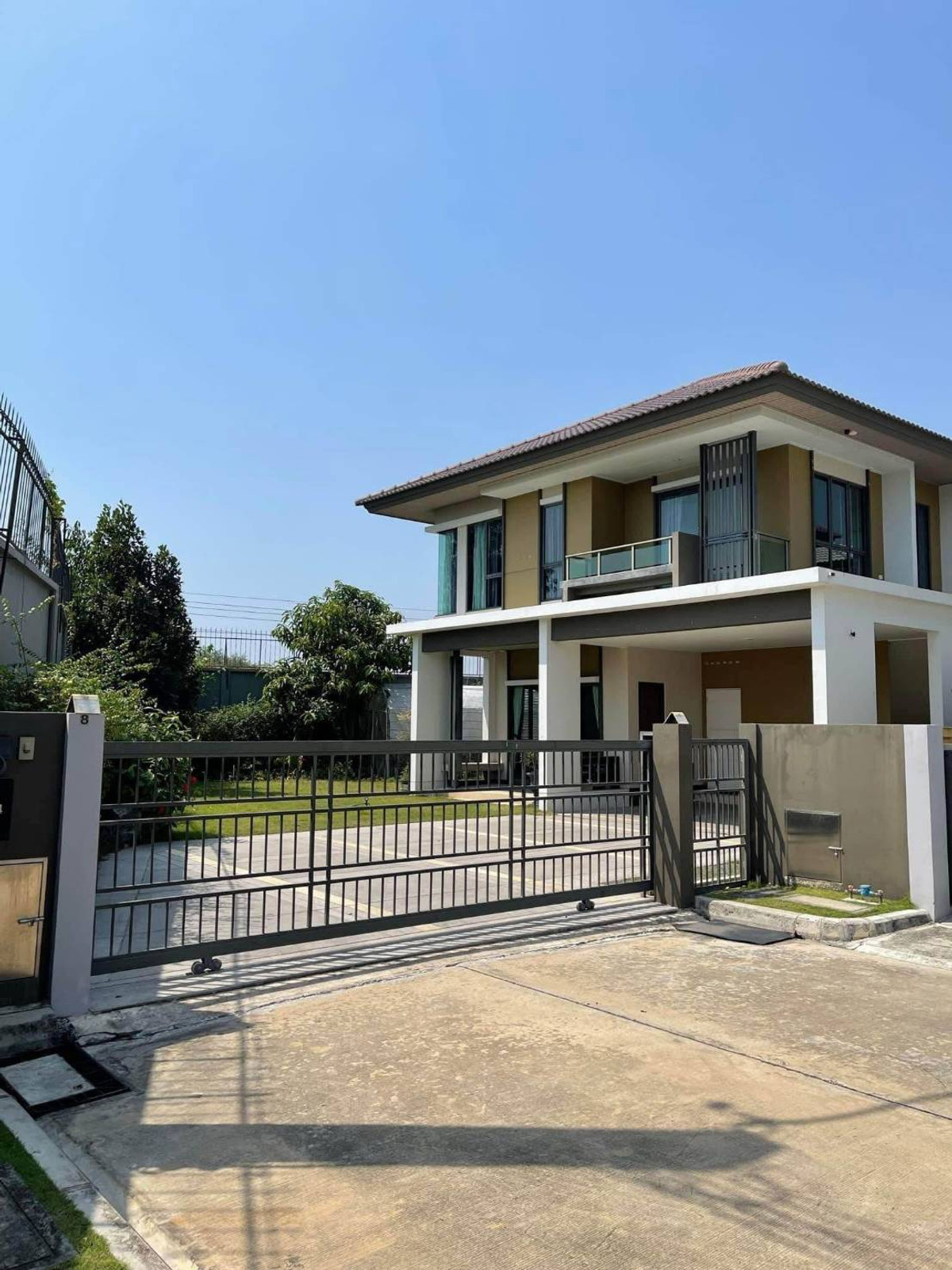 บุราสิริ ราชพฤกษ์ - 345 / 3 ห้องนอน (ขาย), Burasiri Ratchaphruek - 345 / 3 Bedrooms (FOR SALE) AOM083