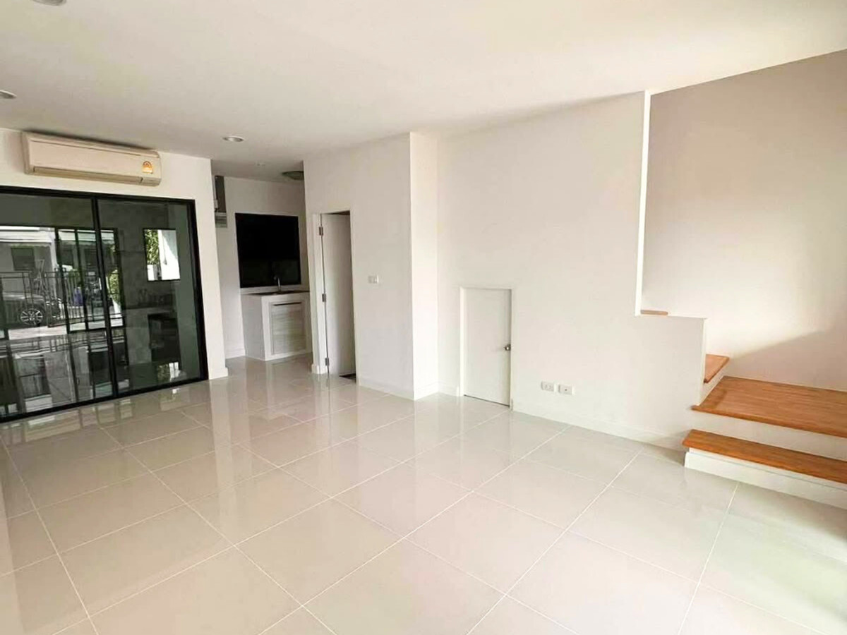 บ้านกลางเมือง นวมินทร์ 42 / 3 ห้องนอน (ขาย), Baan Klang Muang Nawamin 42 / 3 Bedrooms (FOR SALE) FAHS038