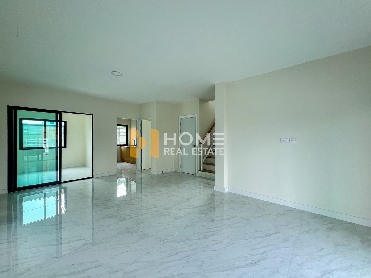 แมกซิม กรีน วิลเลจ ร่มเกล้า - สุวรรณภูมิ / 4 ห้องนอน (ขาย), Maxim Green Village Romklao - Suvarnabhumi / 4 Bedrooms (FOR SALE) BZD132