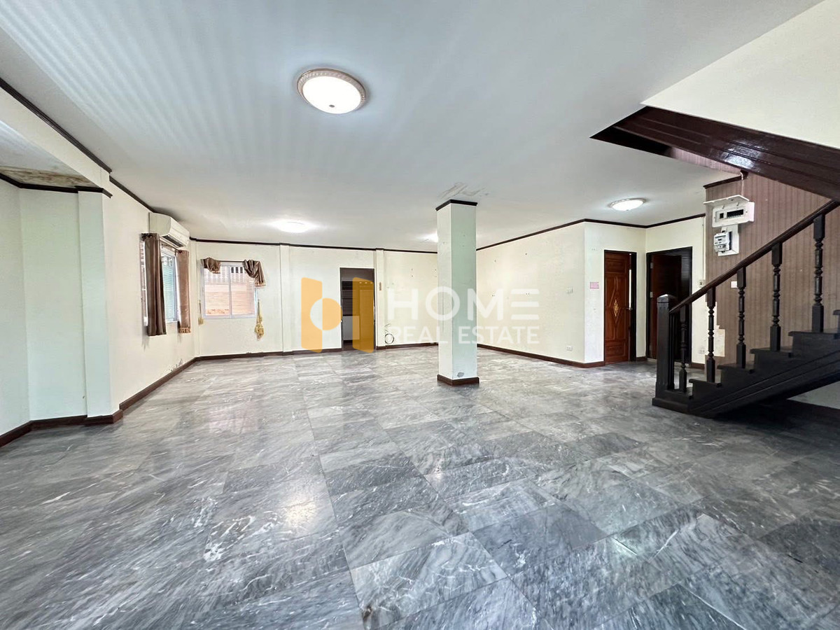 บ้านเดี่ยว อัมพรเพลส ศรีราชา  / 4 ห้องนอน (ขาย), House for Sale in Amporn Place, Sriracha / 4 Bedrooms (FOR SALE) YEAN138