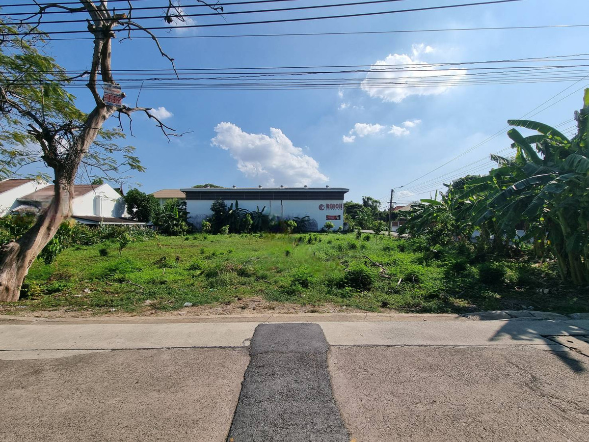 ที่ดิน ติวานนท์ 37 / (ขาย), Land Tiwanon 37 / (FOR SALE) AOM086