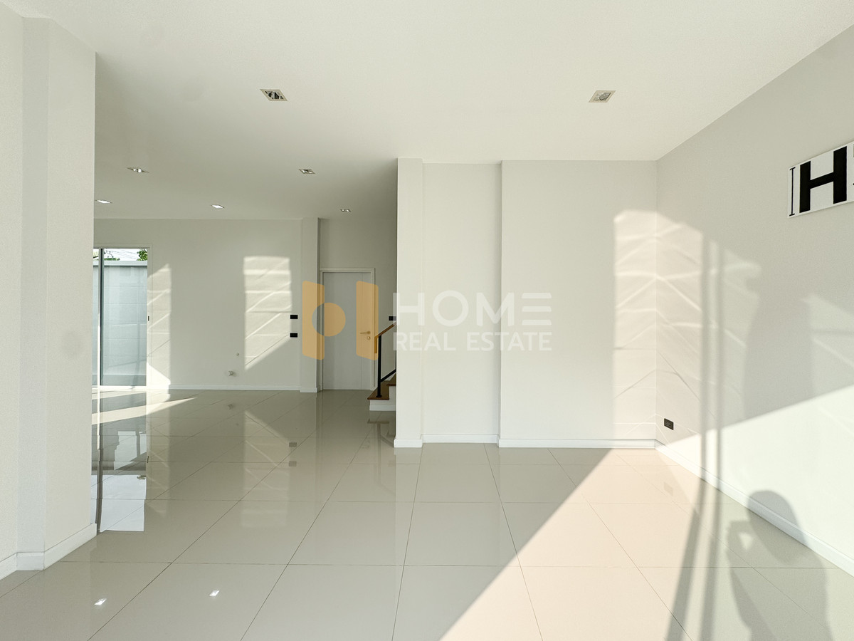 บ้านแฝด วินเดอร์เมียร์ โดย บ้านวิรัลพัชร / 3 ห้องนอน (ขาย), Semi - Detached House Windermere by Baan Viralpath / 3 Bedrooms (FOR SALE) FON285