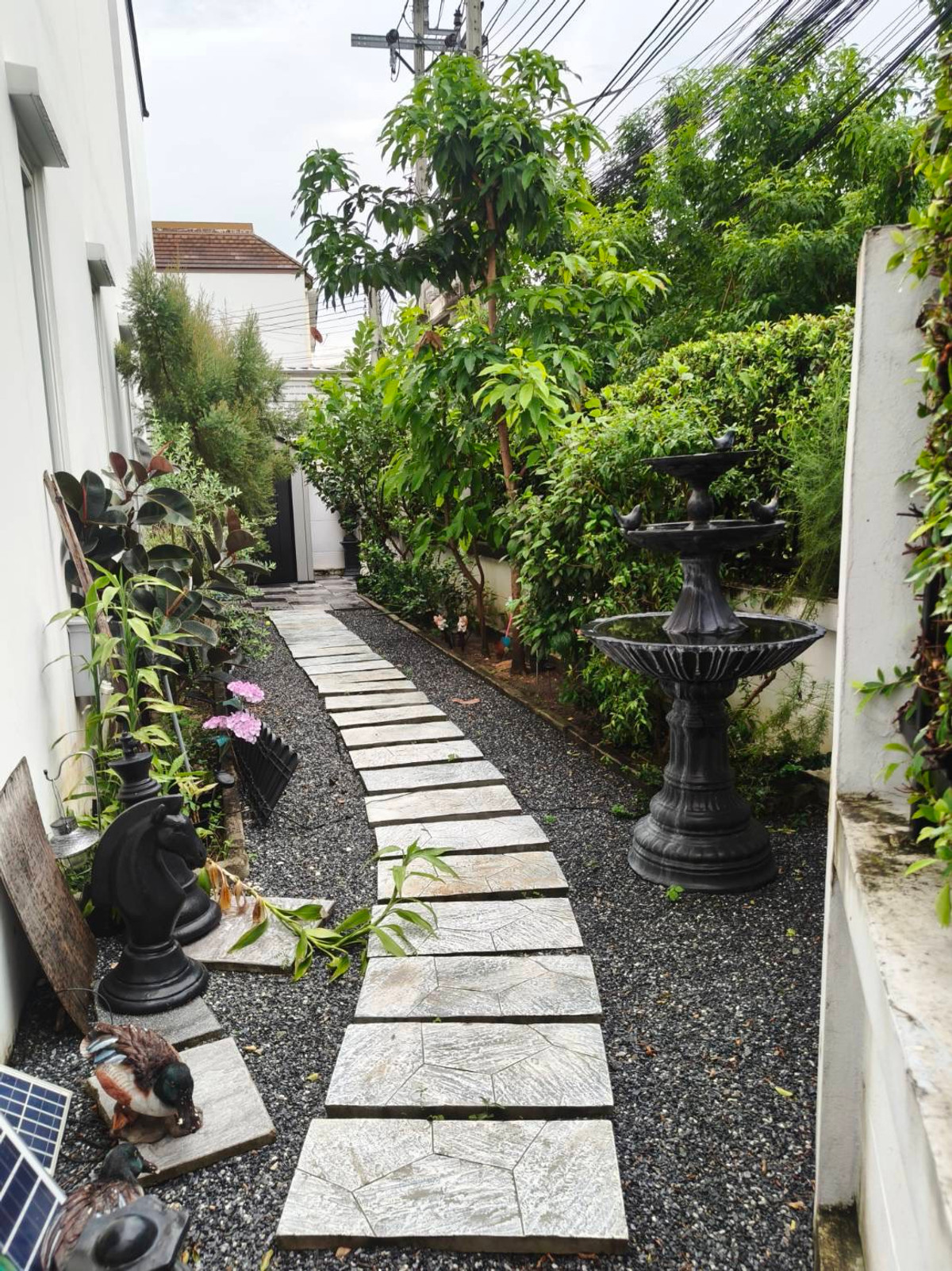 ทาวน์โฮม บ้านกลางเมือง ลาดพร้าว 87 / 3 ห้องนอน (ขาย), Townhome Baan Klang Muang Ladprao 87 / 3 Bedrooms (FOR SALE) FAHS033