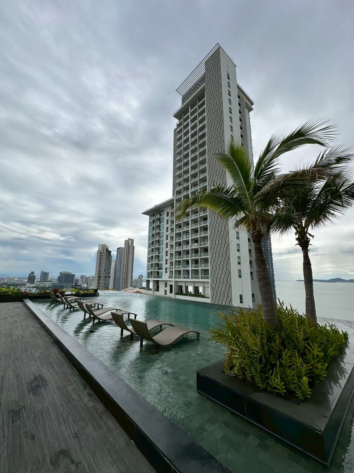 The Riviera Wongamat Beach / 1 Bedroom (FOR RENT), เดอะ ริเวียร่า วงศ์อมาตย์ บีช / 1 ห้องนอน (เช่า) BEWN128