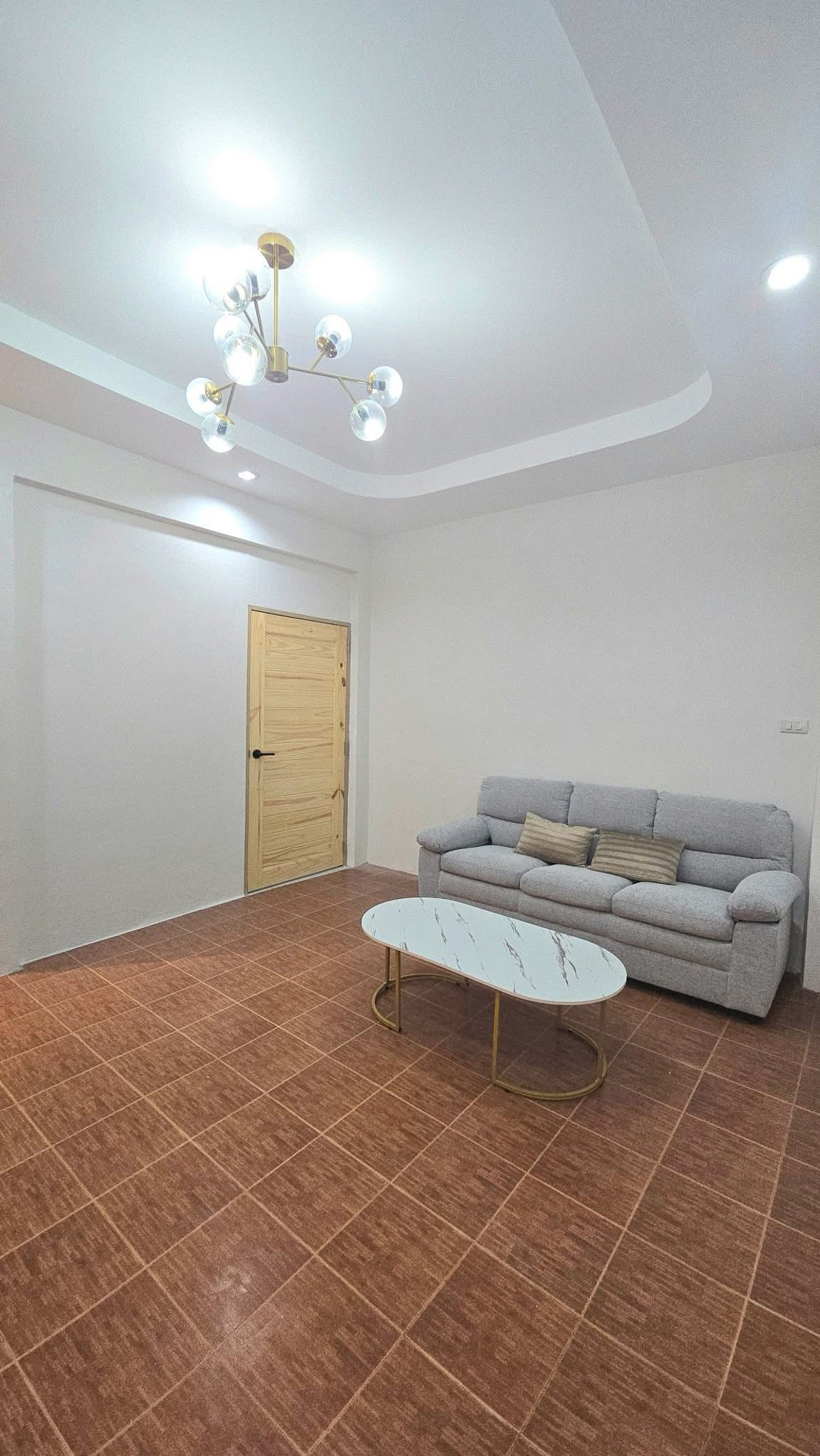 ทาวน์เฮ้าส์ 25 ตร.วา. พัทยาเหนือ / 2 ห้องนอน (ขาย), Townhouse 25 sq m North Pattaya  / 2 Bedrooms (FOR SALE) BEWN112