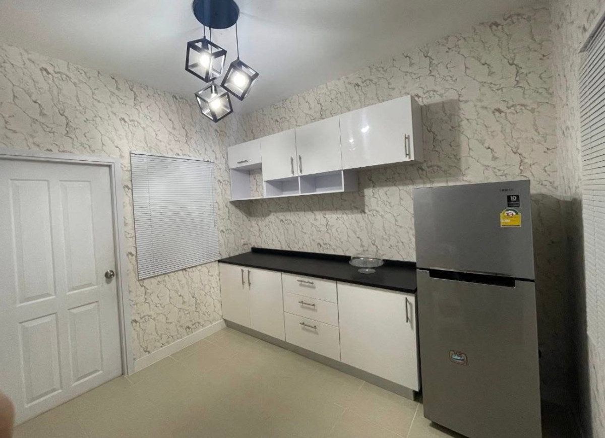 ลลินทาวน์ แลนซีโอ คริป ลาดกระบัง - สุวรรณภูมิ / 3 ห้องนอน (ขาย), Lalin Town Lanceo Crib Ladkrabang - Suvarnabhumi / 3 Bedrooms (FOR SALE) POON175