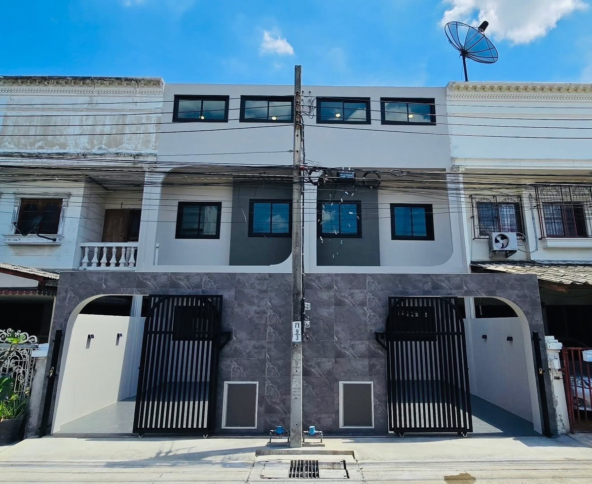 ทาวน์โฮม 22.5 ตร.ว. สุขุมวิท 101/1 / 2 ห้องนอน (ขาย), Townhome 22.5 sq m. Sukhumvit 101/1 / 2 Bedrooms (FOR SALE) GNG008