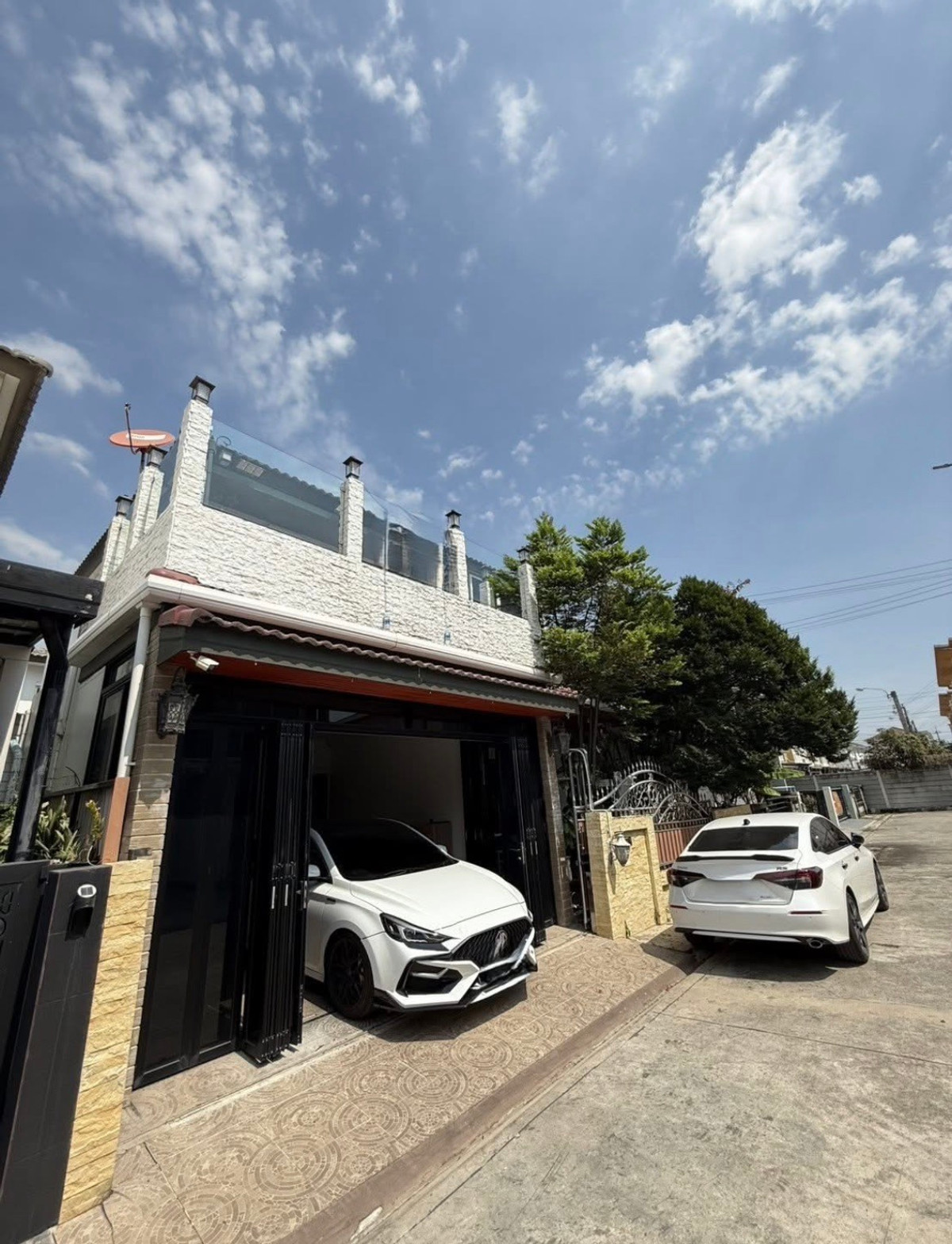 โกลเด้น นีโอ บางนา - กิ่งแก้ว / 4 ห้องนอน (ขาย),Golden Neo Bangna - Kingkaew / 4 Bedrooms (FOR SALE) POON197