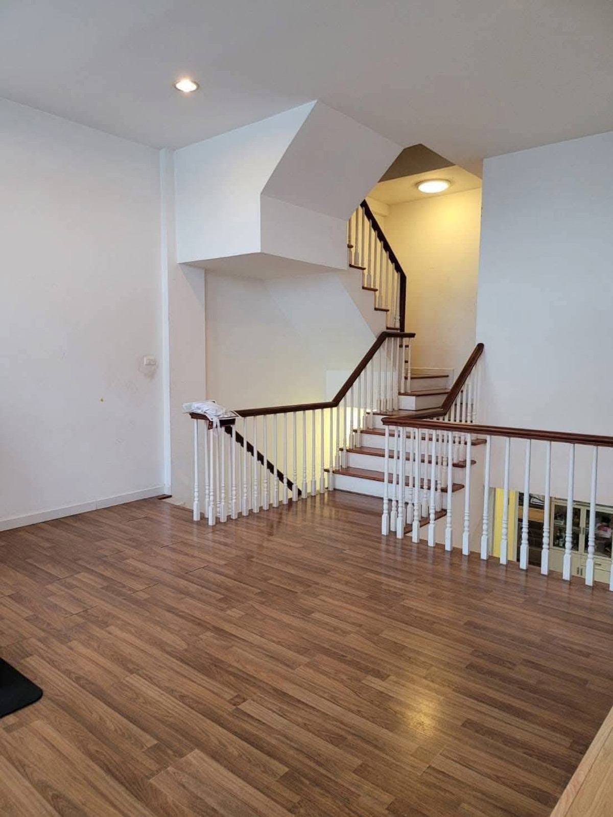 พลัส ซิตี้ พาร์ค พระราม 9 - หัวหมาก / 3 ห้องนอน (ขายพร้อมผู้เช่า), Plus City Park Rama 9 - Huamark / 3 Bedrooms (SALE WITH TENENT) JANE052