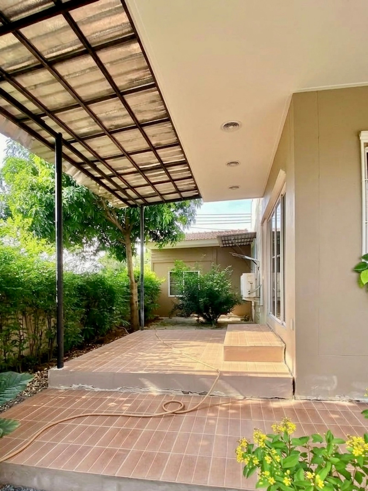 หมู่บ้านรติรัตน์ 3 / 3 ห้องนอน (ขาย), Ratirat Village 3 / 3 Bedrooms (FOR SALE) BNS022