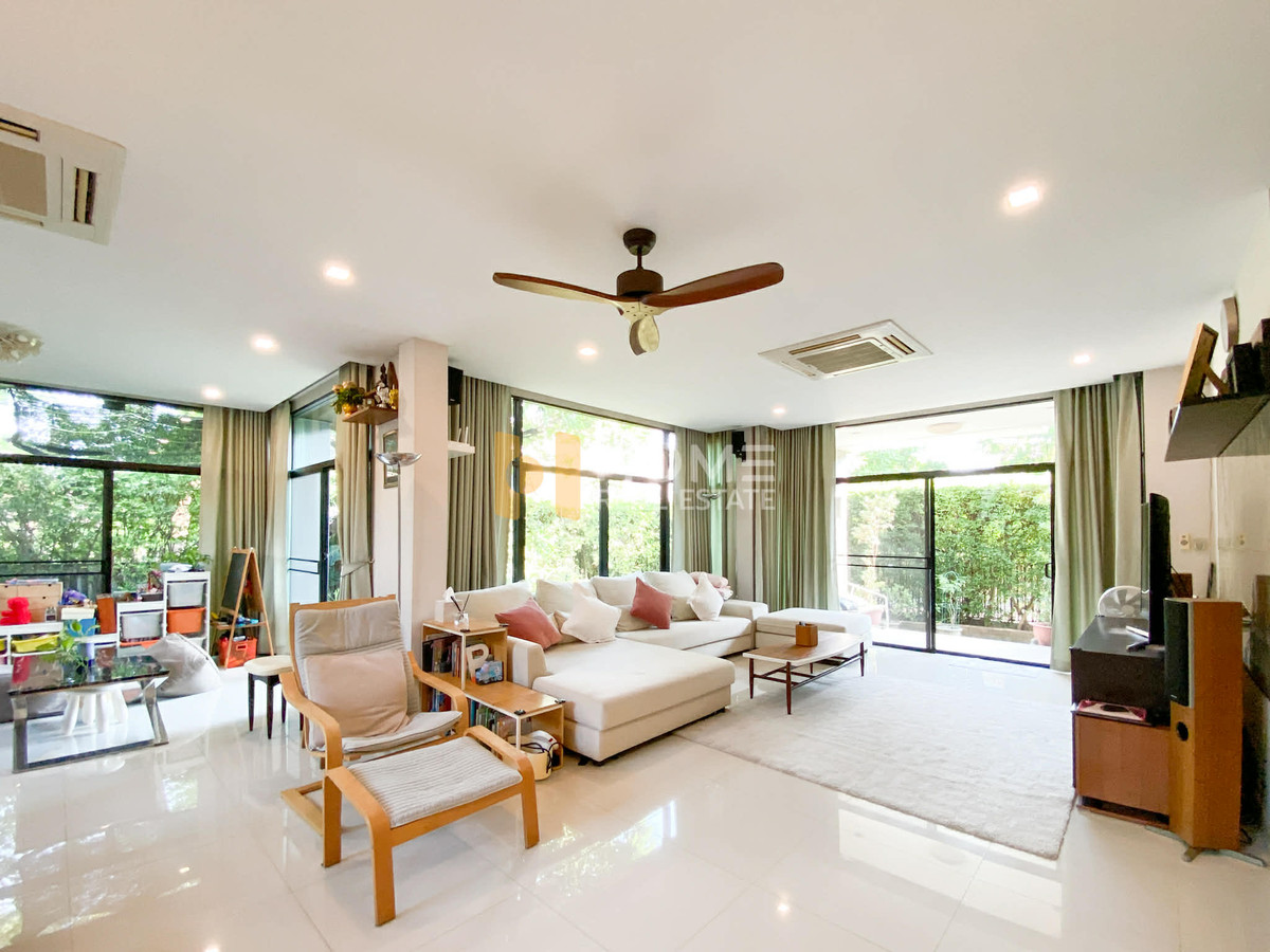 🏡🔥 หลังมุมสภาพโคตรดี! เข้าสาทรเพียงไม่กี่นาที ของแบบนี้นานๆหลุดมา เออร์เบิน สาทร / 3 ห้องนอน (ขาย), Urban Sathorn / 3 Bedrooms (FOR SALE) BALL285