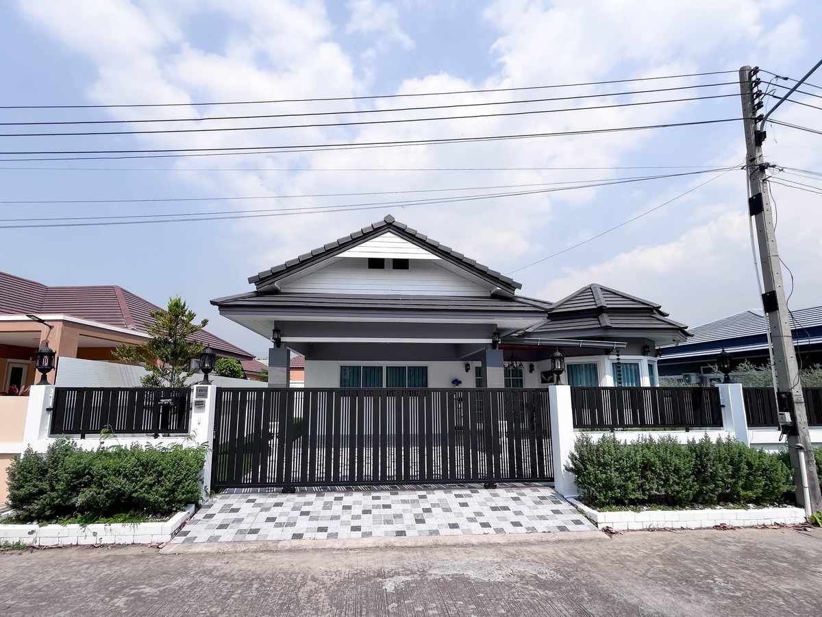 หมู่บ้านพรเทพ การ์เด้น วิลล์ 6 / 3 ห้องนอน (ขาย), Moo Baan Pornthep Garden Ville 6 / 3 Bedrooms (FOR SALE) BEWN136