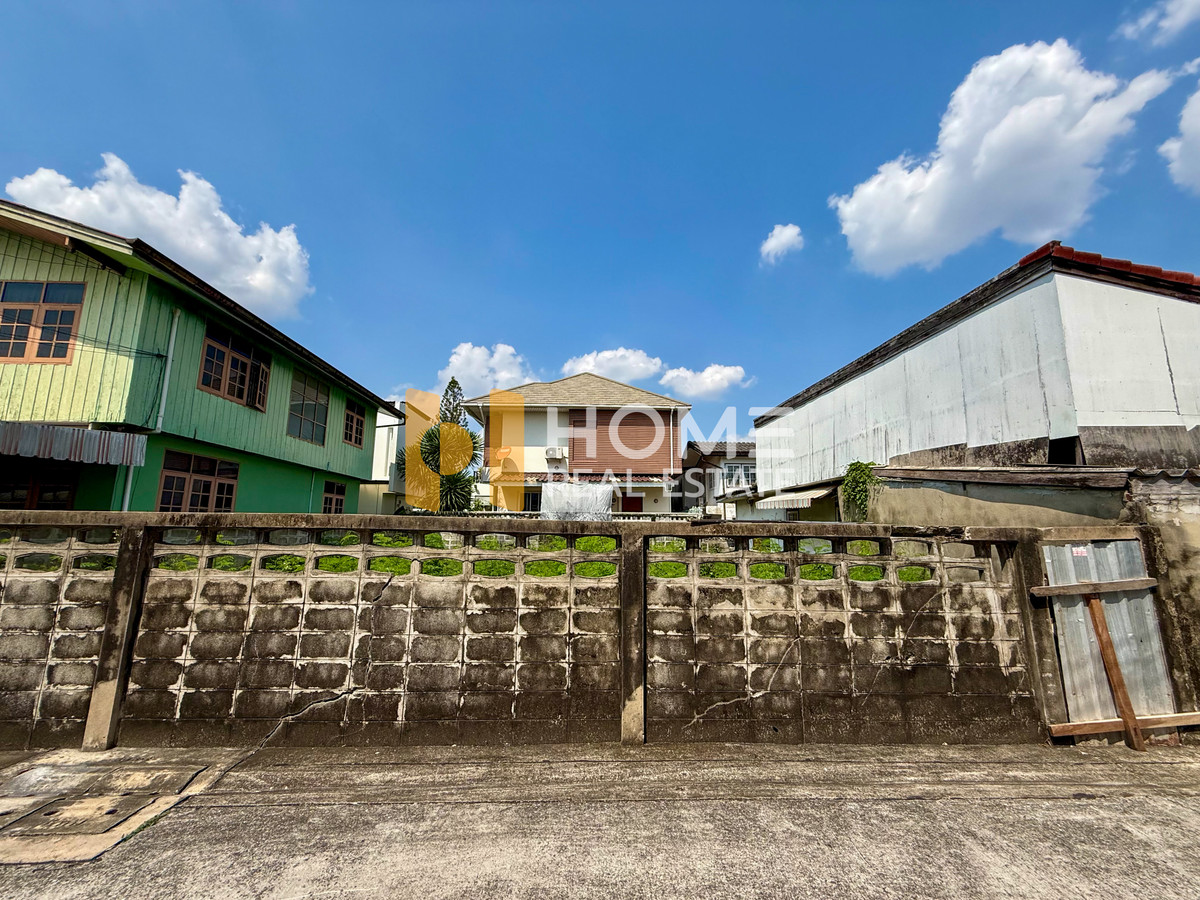 ที่ดินพร้อมสิ่งปลูกสร้าง 96 ตร.ว. ซอยอุดมสุข 50 / (ขาย), Land with Building 96 Sq.wah Soi Udomsuk 50 / (FOR SALE) GNG017