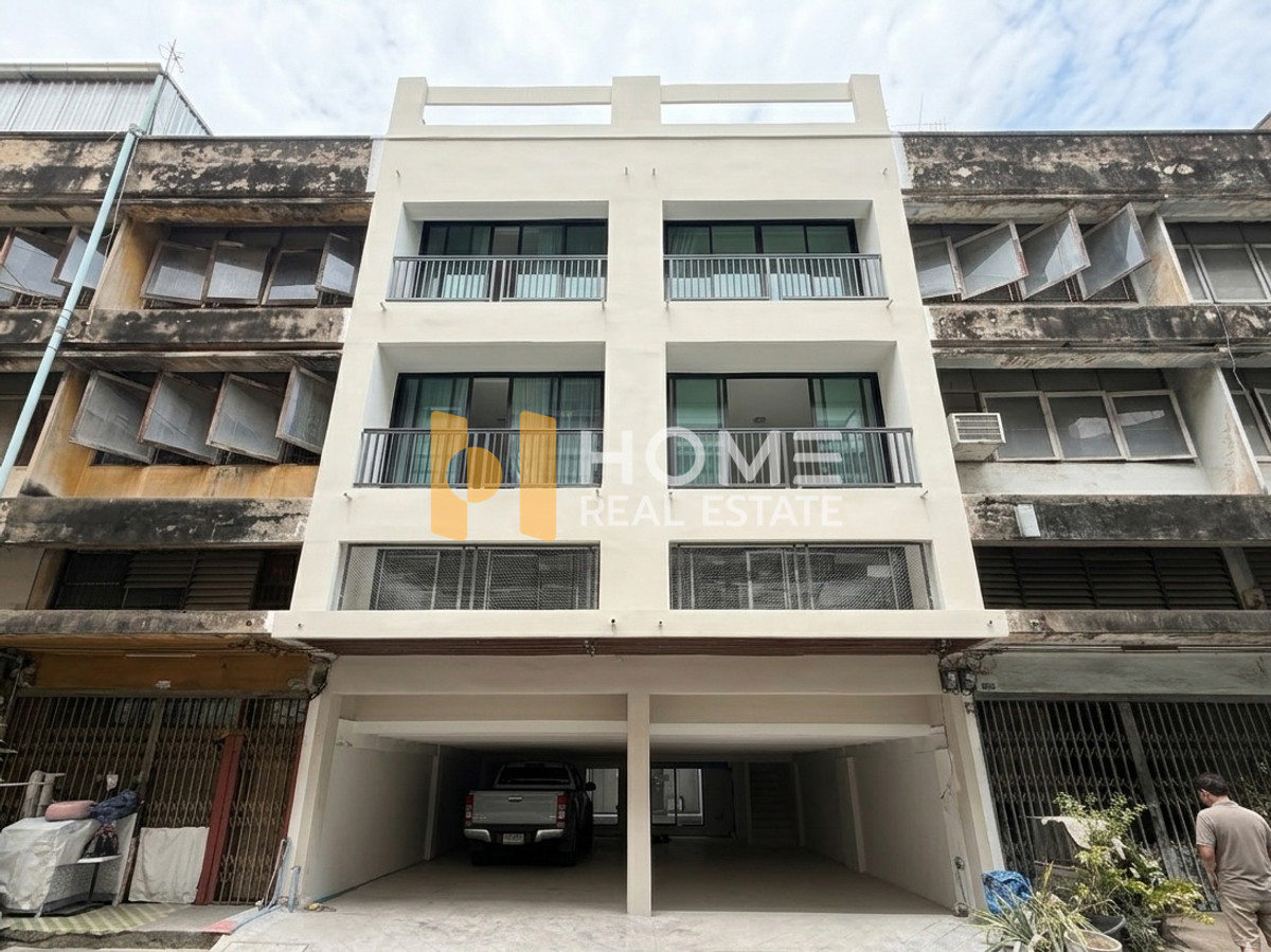 ทาวน์โฮม 5 ชั้น 64 ตร.ว. ซอยวชิรธรรม 2 / 3 ห้องนอน (ขาย), Townhome 5 floors 64 square wa Soi Wachiratham 2 / 3 Bedrooms (FOR SALE) GNG013