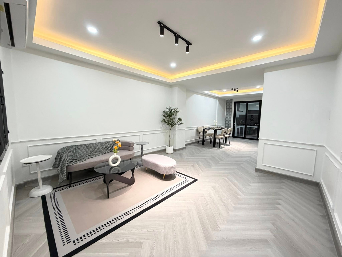 หมู่บ้านเลิศอุบล โชคชัย 4 ซอย 22 / 2 ห้องนอน (ขาย), Lert Ubon Village Chokchai 4 Soi 22 / 2 Bedrooms (FOR SALE) FAHS063