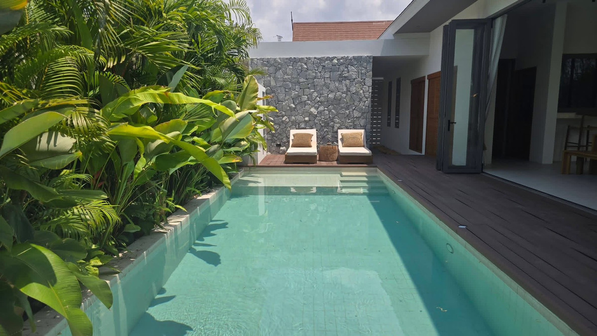 พลูวิลล่า พร้อมที่ดิน นอกโครงการ / 4 ห้องนอน (ขาย), Pool villa with Land outside of a housing project / 4 Bedrooms (FOR SALE) AM095