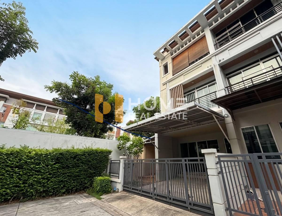 บ้านกลางเมือง เออร์บาเนี่ยน ศรีนครินทร์ / 3 ห้องนอน (ขาย), Baan Klang Muang Urbanion Srinakarin / 3 Bedrooms (FOR SALE) GNG038