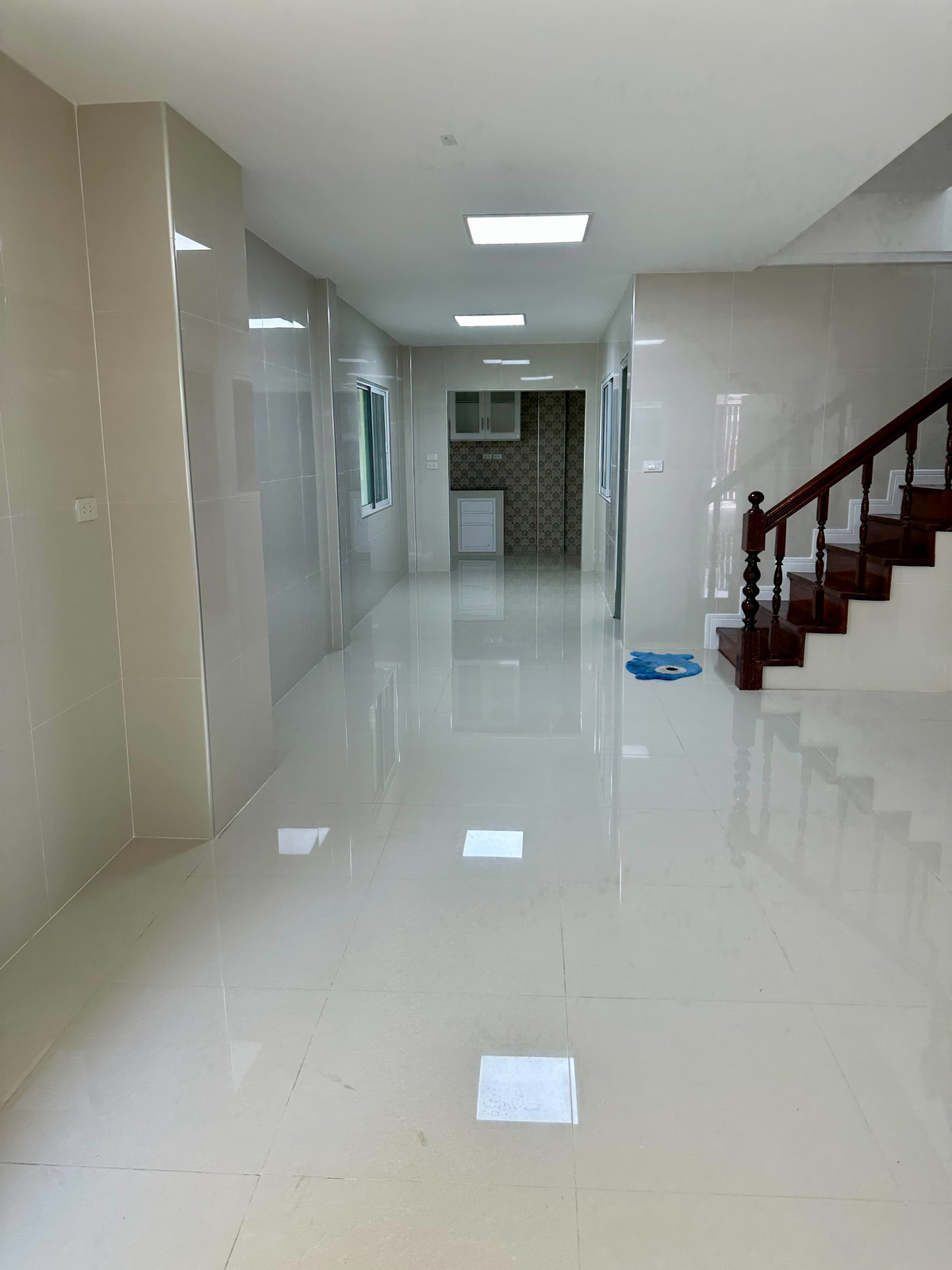 หมู่บ้านรังสิยา ซอยอุมสุข 58 / 6 ห้องนอน (ขาย), Rangsiya Village Udomsuk Soi 58  / 6 Bedrooms (FOR SALE) GNG024