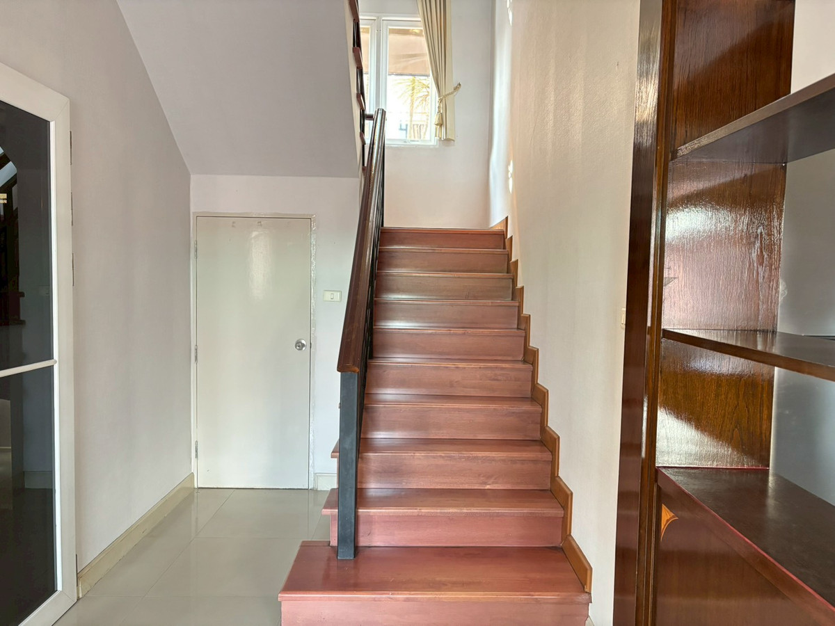 หมู่บ้านกรองทองวิลล่า พาร์ค กรุงเทพกรีฑา / 3 ห้องนอน (เช่า), Krong Thong Villa Park Krungthep Kreetha / 3 Bedrooms (FOR RENT) BZD164