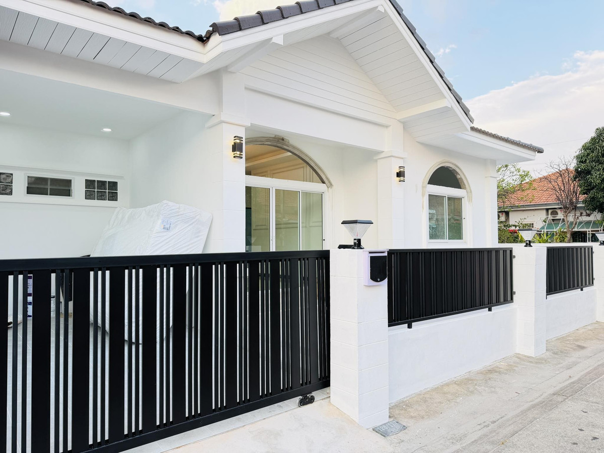 คลาสสิค โฮม 4 / 3 ห้องนอน (ขาย), Classic Home 4 / 3 Bedrooms (FOR SALE) BEWN138