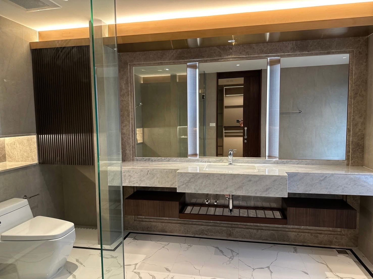 Ploenchit Terrace / Duplex 3 Bedrooms (FOR SALE), เพลินจิต เทอเรส / ดูเพล็กซ์ 3 ห้องนอน (ขาย) BJ103