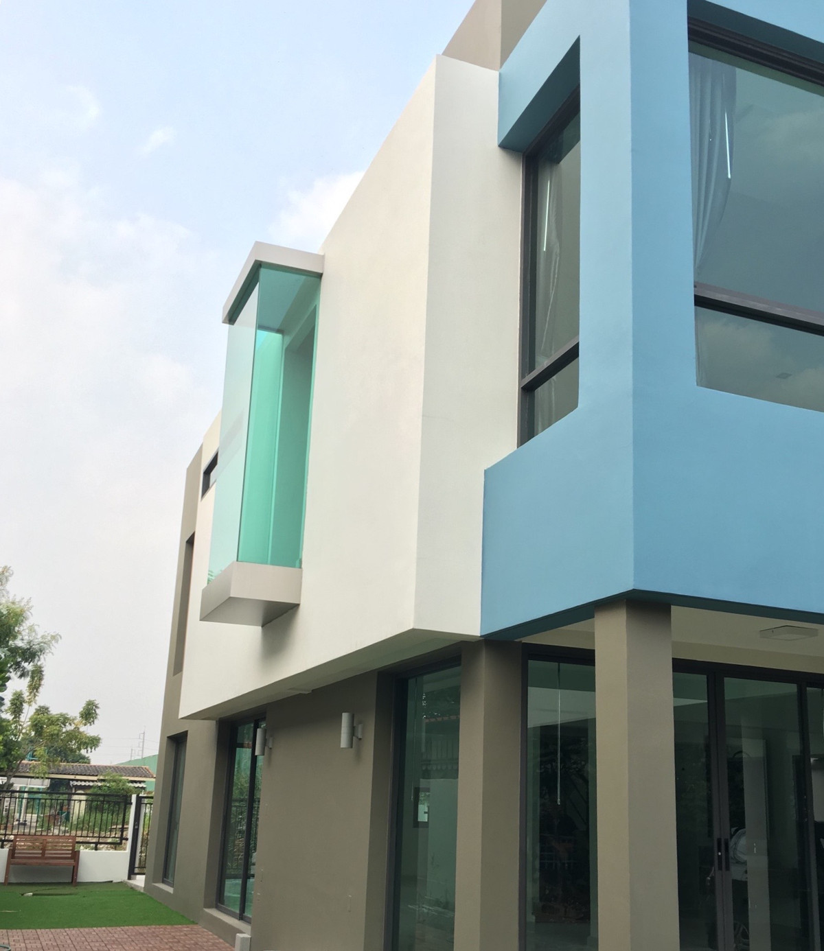 หมู่บ้านมณียา / 2 ห้องนอน (ขายพร้อมผู้เช่า), Maneeya Village / 2 Bedrooms (FOR SALE) MNT006