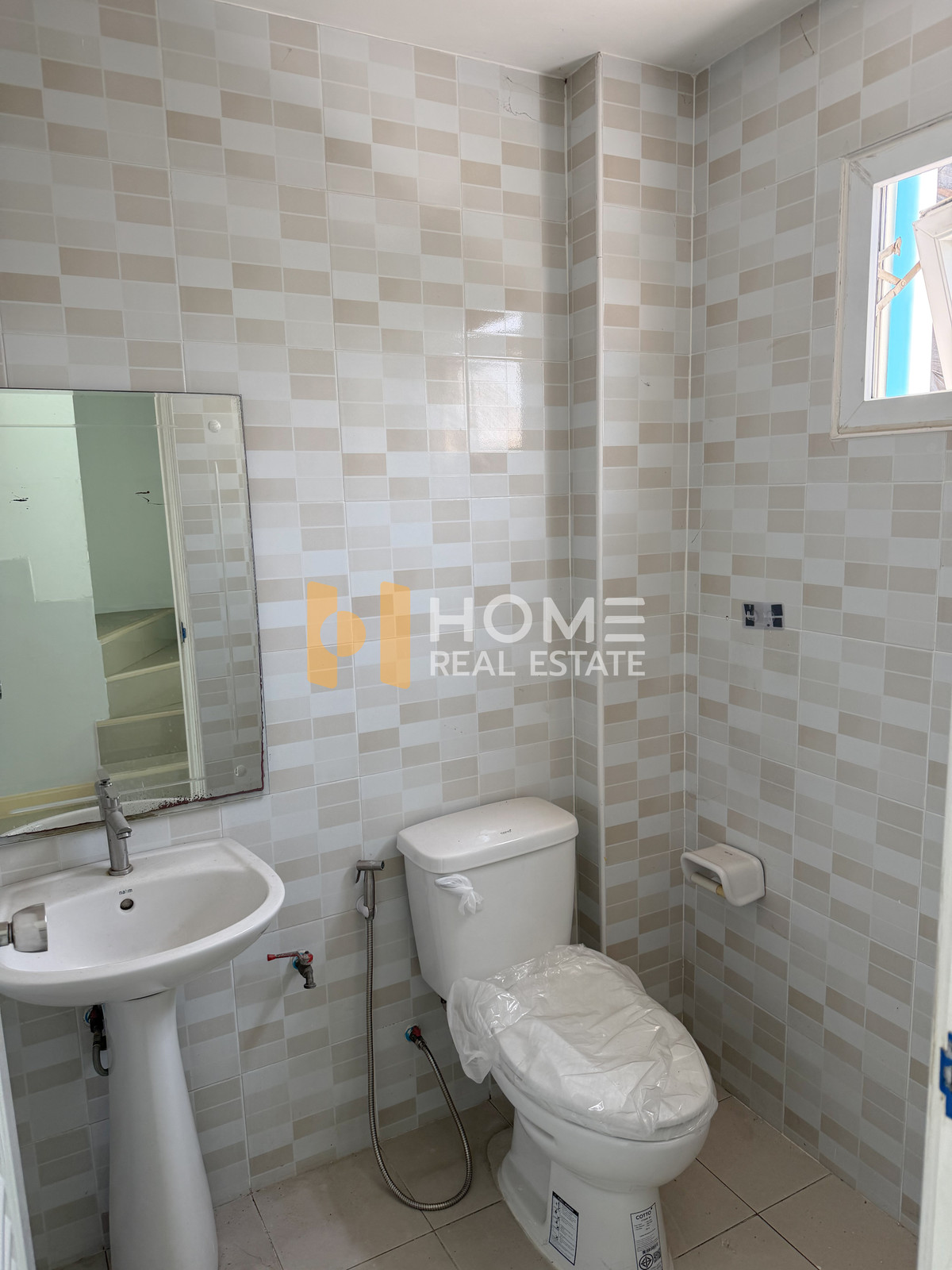 อาคารพาณิชย์ นวมินทร์ 74 / 5 ชั้น (ขาย), Commercial Building Nawamin 74 / 5-story (FOR SALE) MNT004