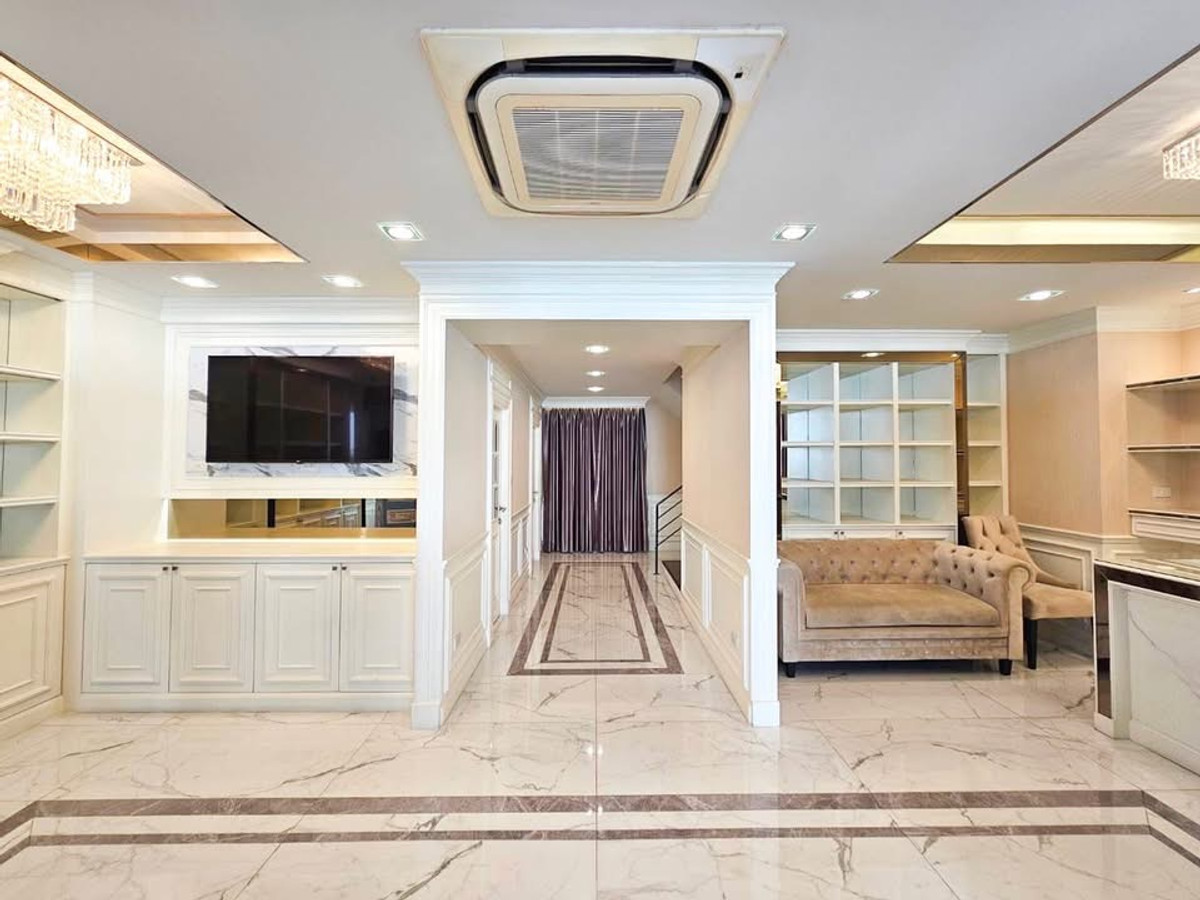 ดิสทริค เอกมัย - รามอินทรา / 2 ห้องนอน (ขาย), DISTRICT Ekkamai - Ramintra  / 2 Bedrooms (FOR SALE) MNT026