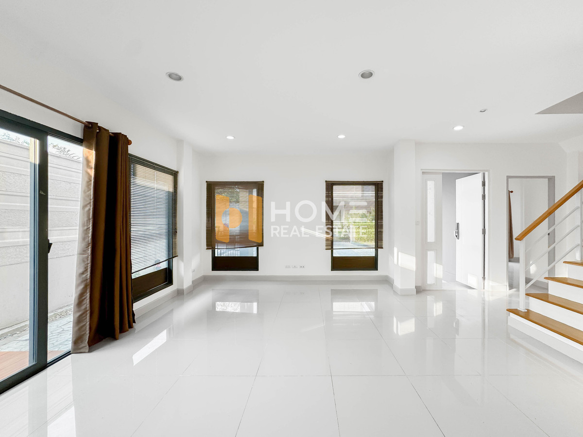 ขายขาดทุน!!  บ้านเปล่าสภาพดี ✨บ้านกลางเมือง เดอะ อิดิชั่น พระราม 9 - พัฒนาการ / 4 ห้องนอน (เช่า), Baan Klang Muang The Edition Rama 9 - Pattanakarn / 4 Bedrooms (FOR RENT) FON102