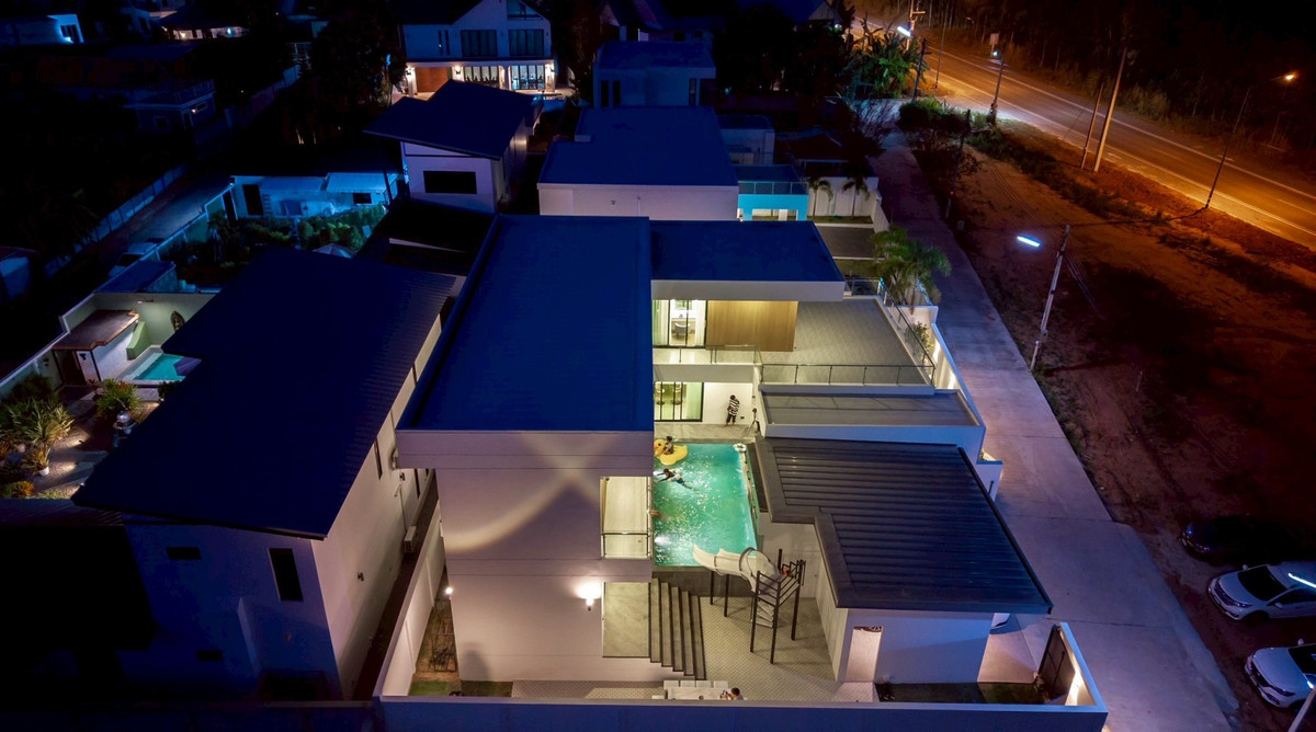 บ้านเดี่ยวพูลวิลล่า ถนน ซากแง้ว / 5 ห้องนอน (เช่า), Detached House Pool Villa Sak Ngaew Road / 5 Bedrooms (FOR RENT) AM023