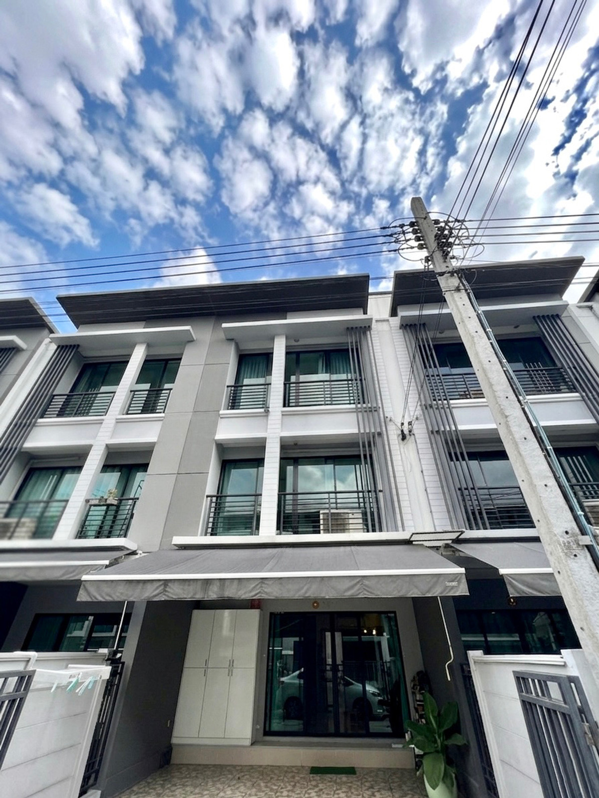 บ้านกลางเมือง งามวงศ์วาน / 3 ห้องนอน (ขาย), Baan Klang Muang Ngamwongwan / 3 Bedrooms (FOR SALE) BNS045