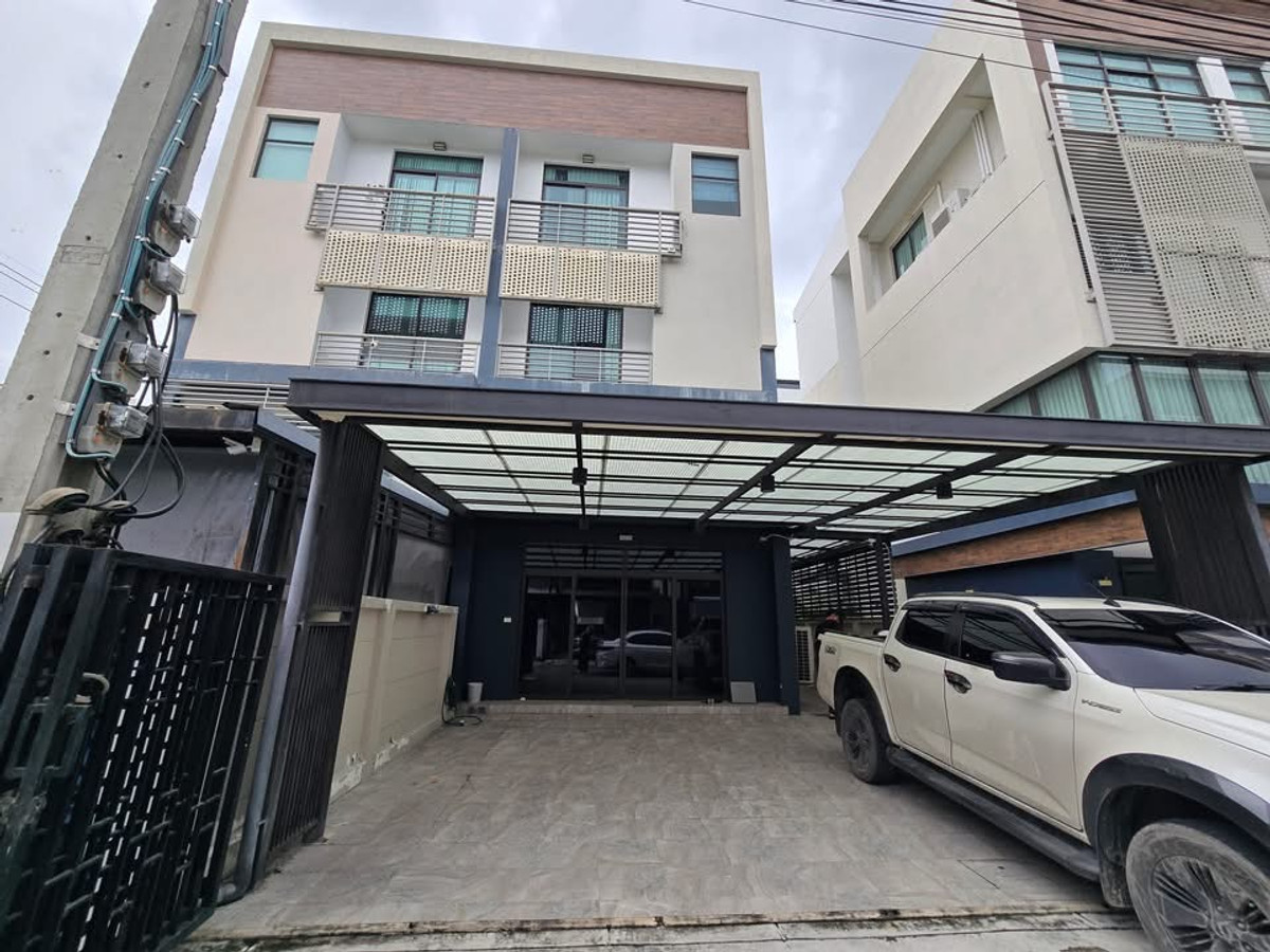 ดิสทริค เอกมัย - รามอินทรา / 3.5 ชั้น (เช่า), District Ekkamai - Ramintra / 3.5-Storey (FOR RENT) MNT043